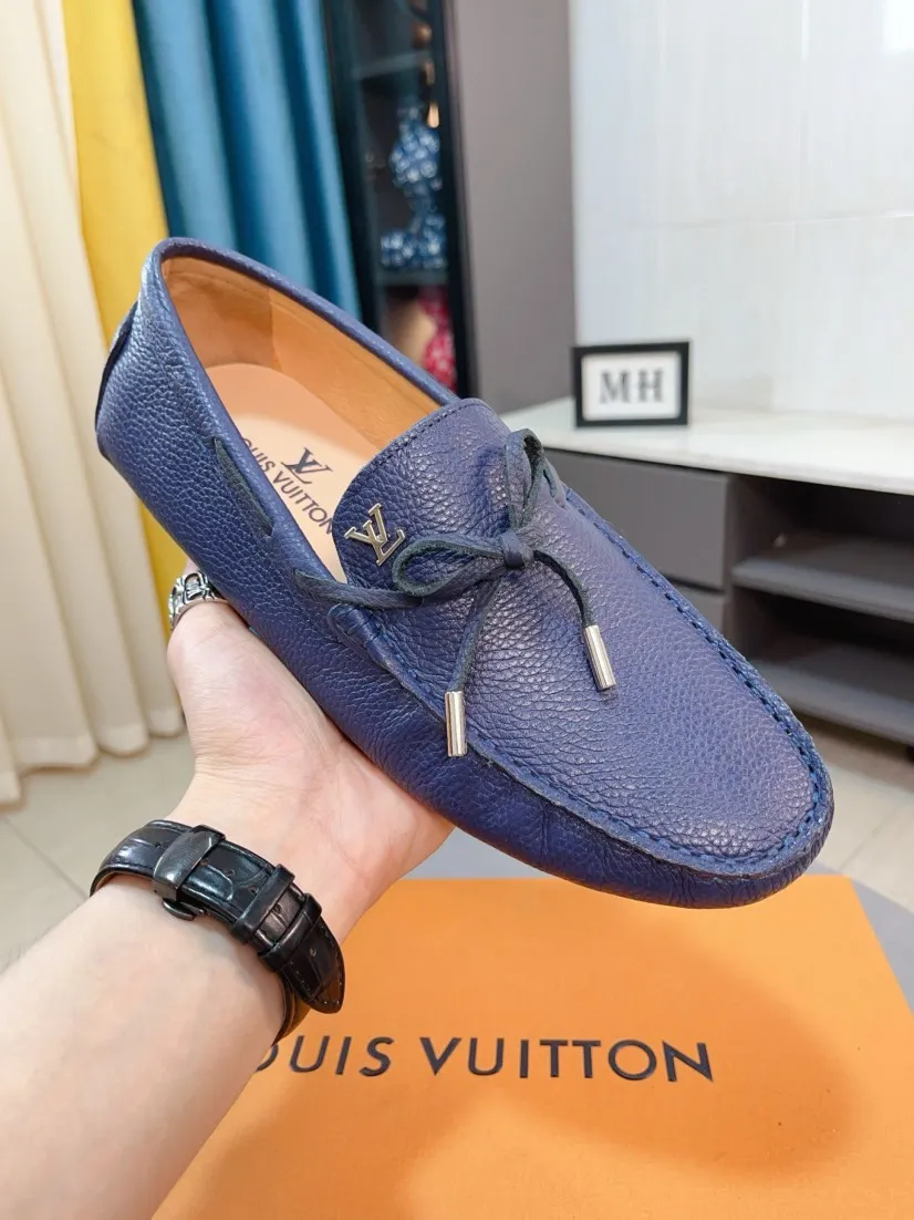 Men's men's shoes💰400🌹🌹[LV Louis Vuitton] New men's beanie shoes💝💝.. Top-grade imported cowhide embossed➕Comfortable leather lining. It is extremely skin-friendly and comfortable, feels very delicate, and the shape is very correct! Perfectly reflects the three-dimensional sense, code number: 38-44